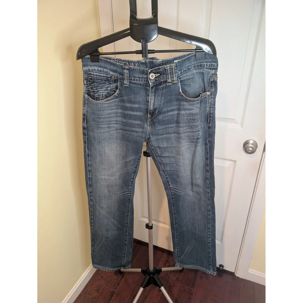 Tommy Hilfiger Jeans Rogar‎ Blue Straight Leg Moto Detail Medium Wash - Size 34